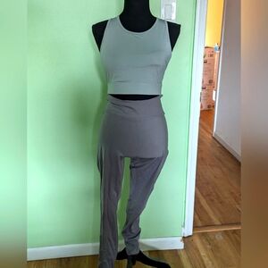 Fabletics workout outfit